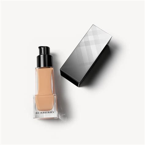 burberry fresh glow foundation shades|burberry fresh glow foundation compact.